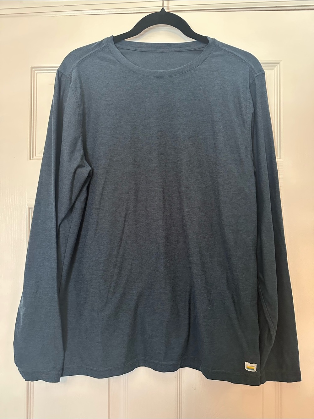 Vuori Men's Long-Sleeve Crew in Blue/Green - Size L